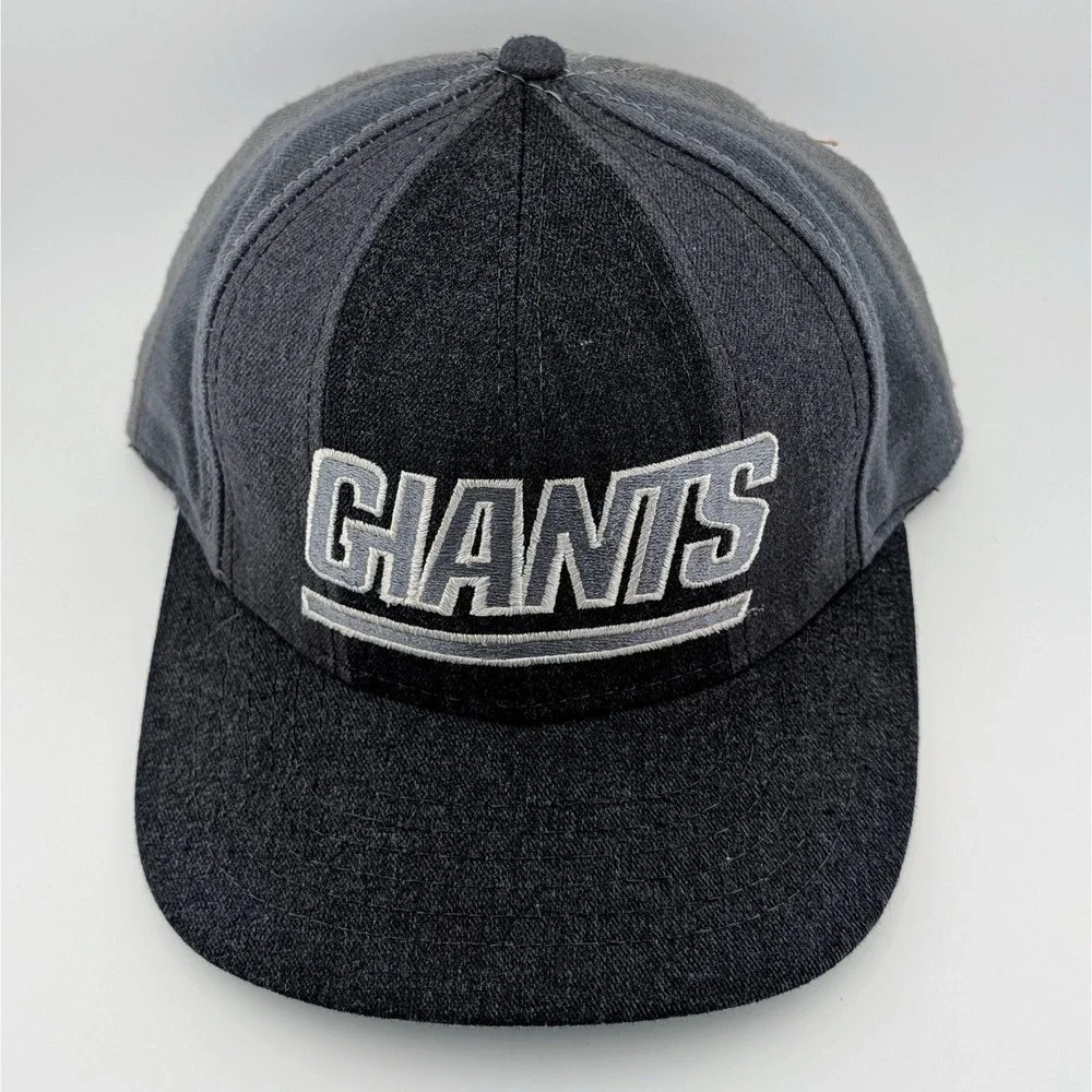 New York Giants NY NFL Strapback Hat Cap Grey Scale American Needle VTG NWT DS